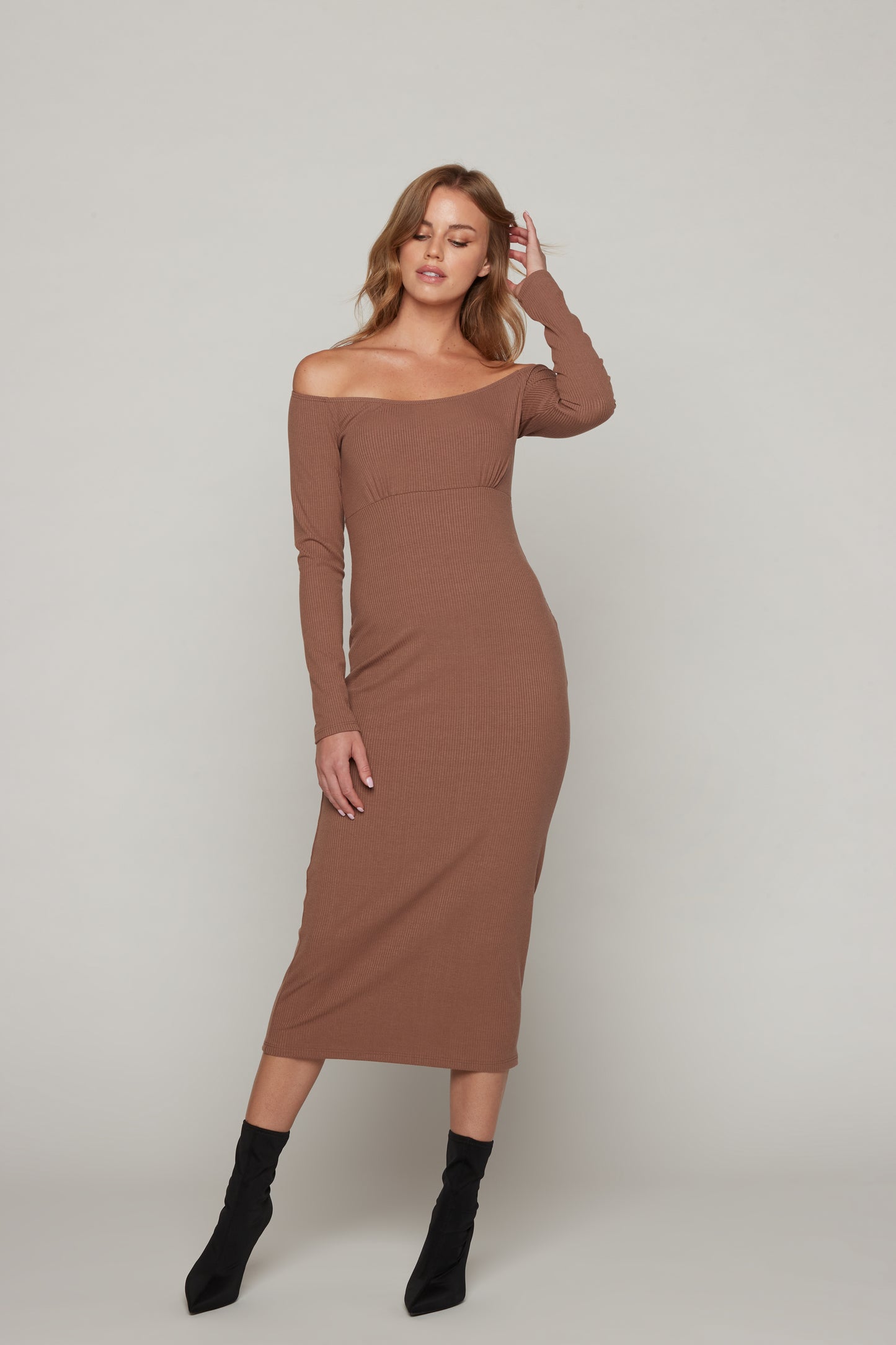 Desiree Off Shoulder Rib Dress - Mocha