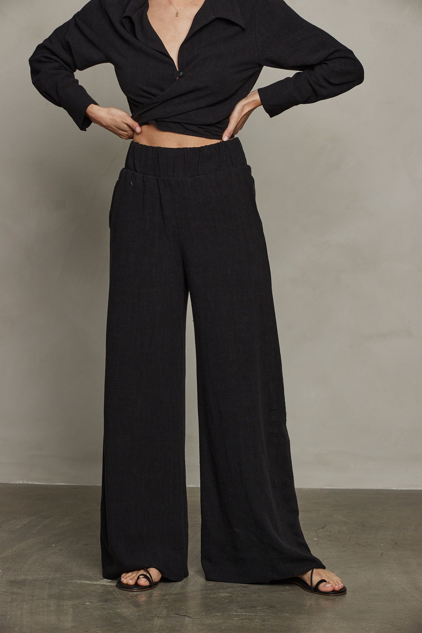 Rhea Wide Leg Pant - Black