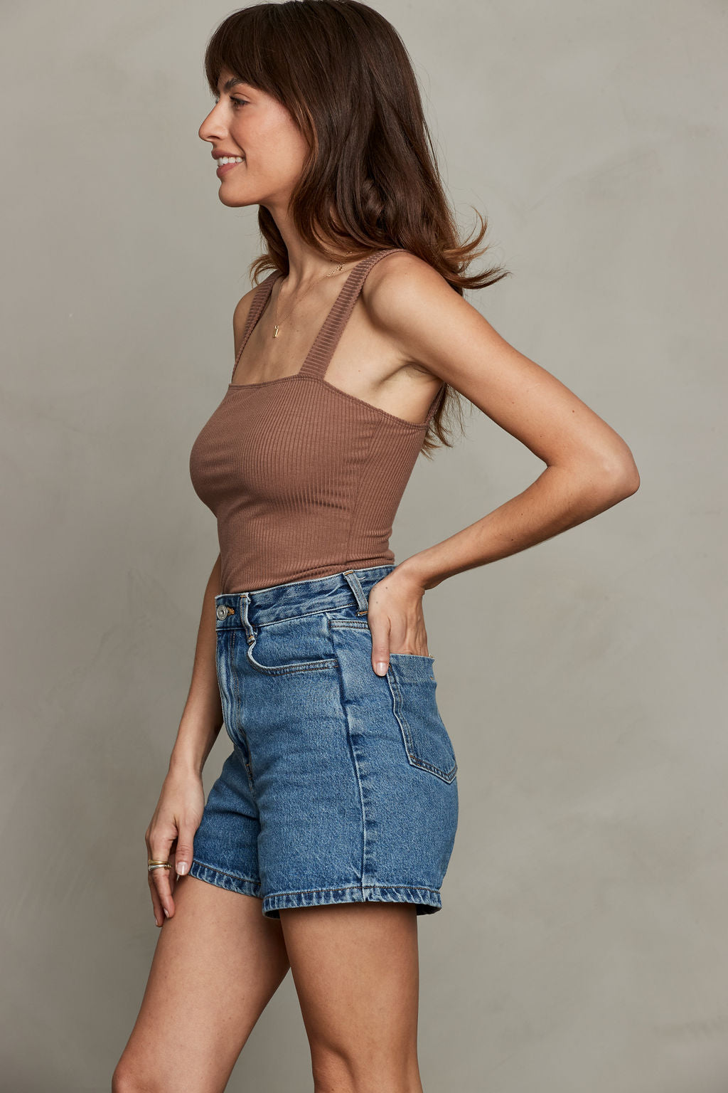 Aura Rib Tank Top - Mocha