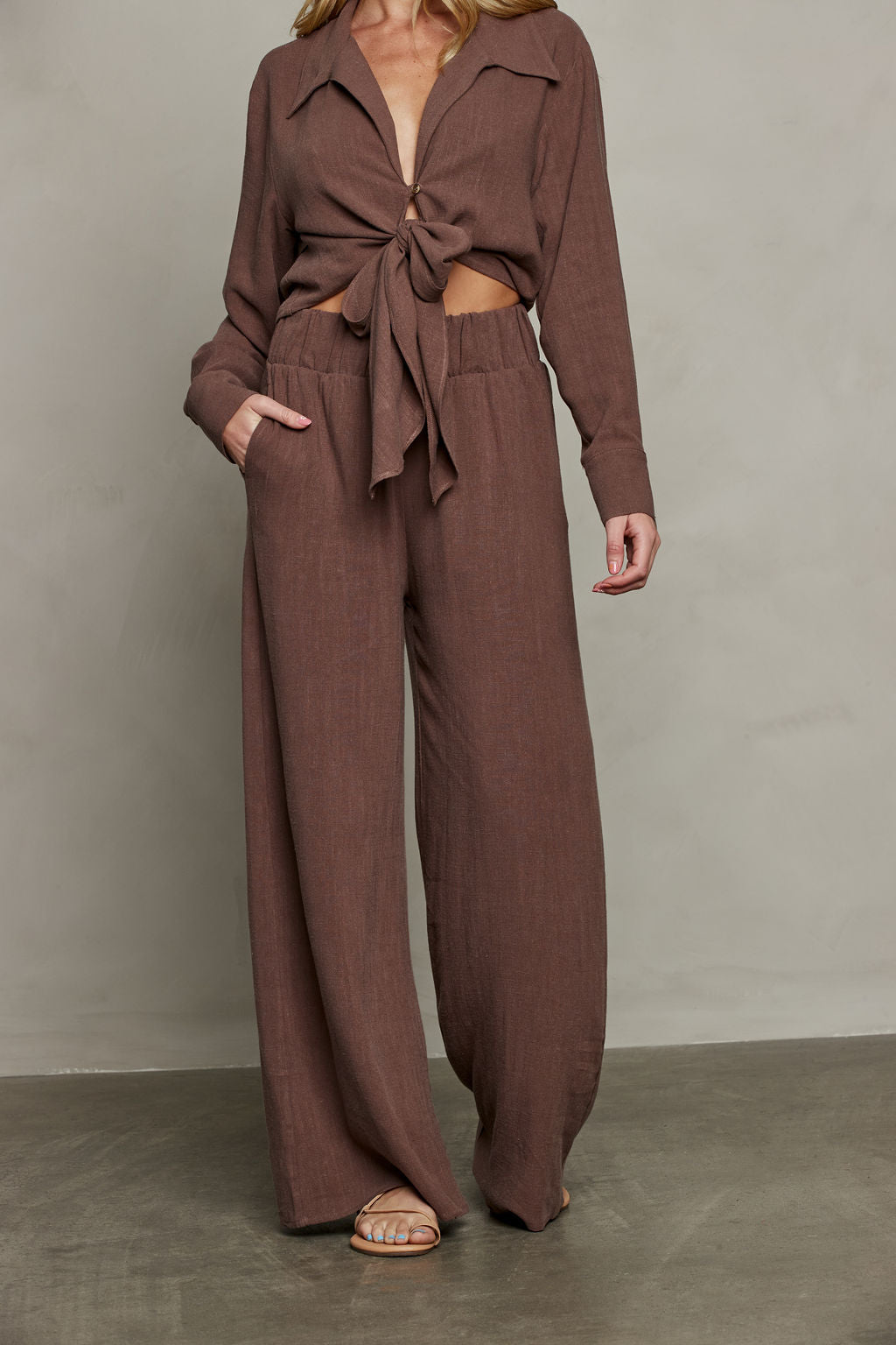 Rhea Wide Leg Pant - Brown