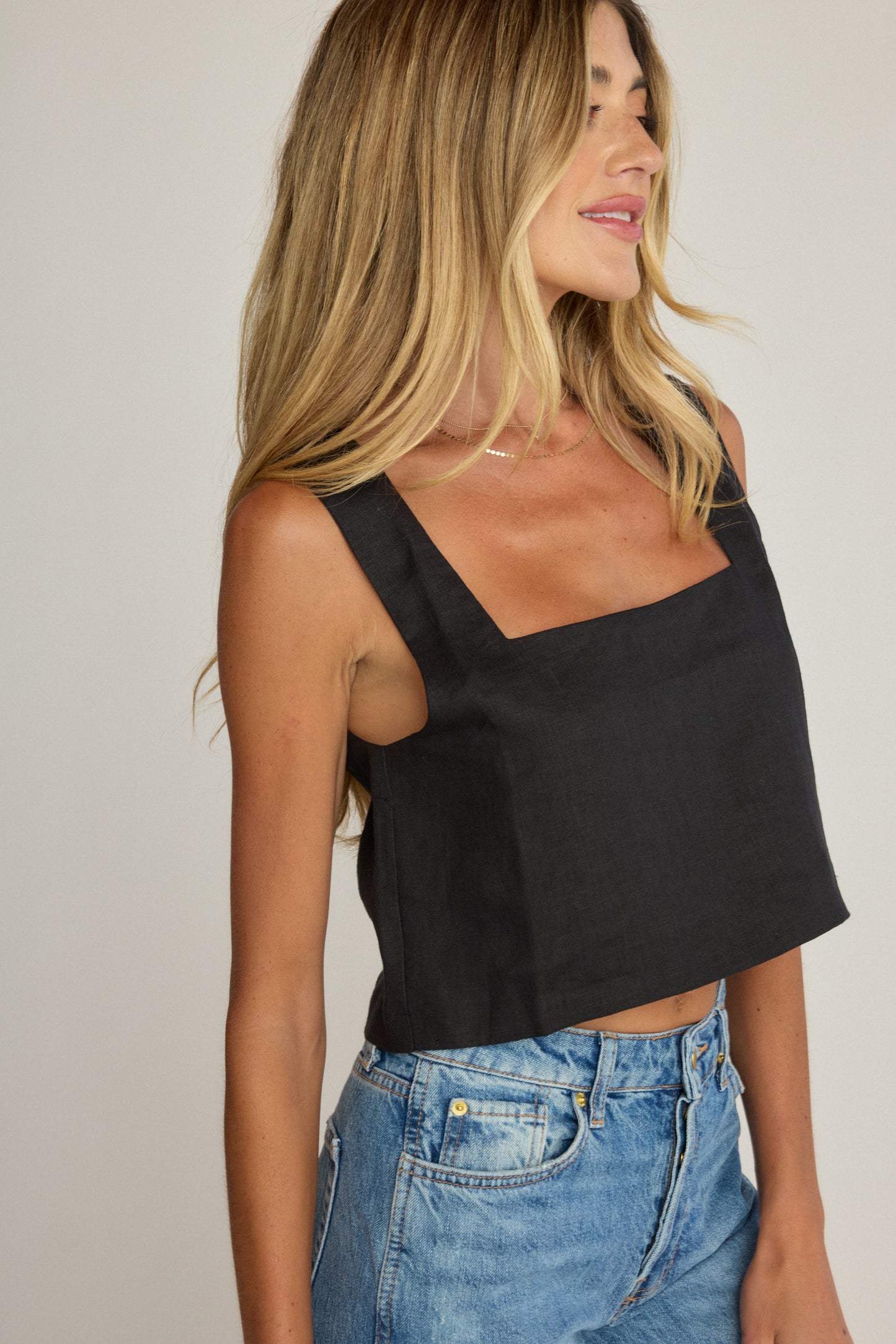 Dahlia Linen Top - Black