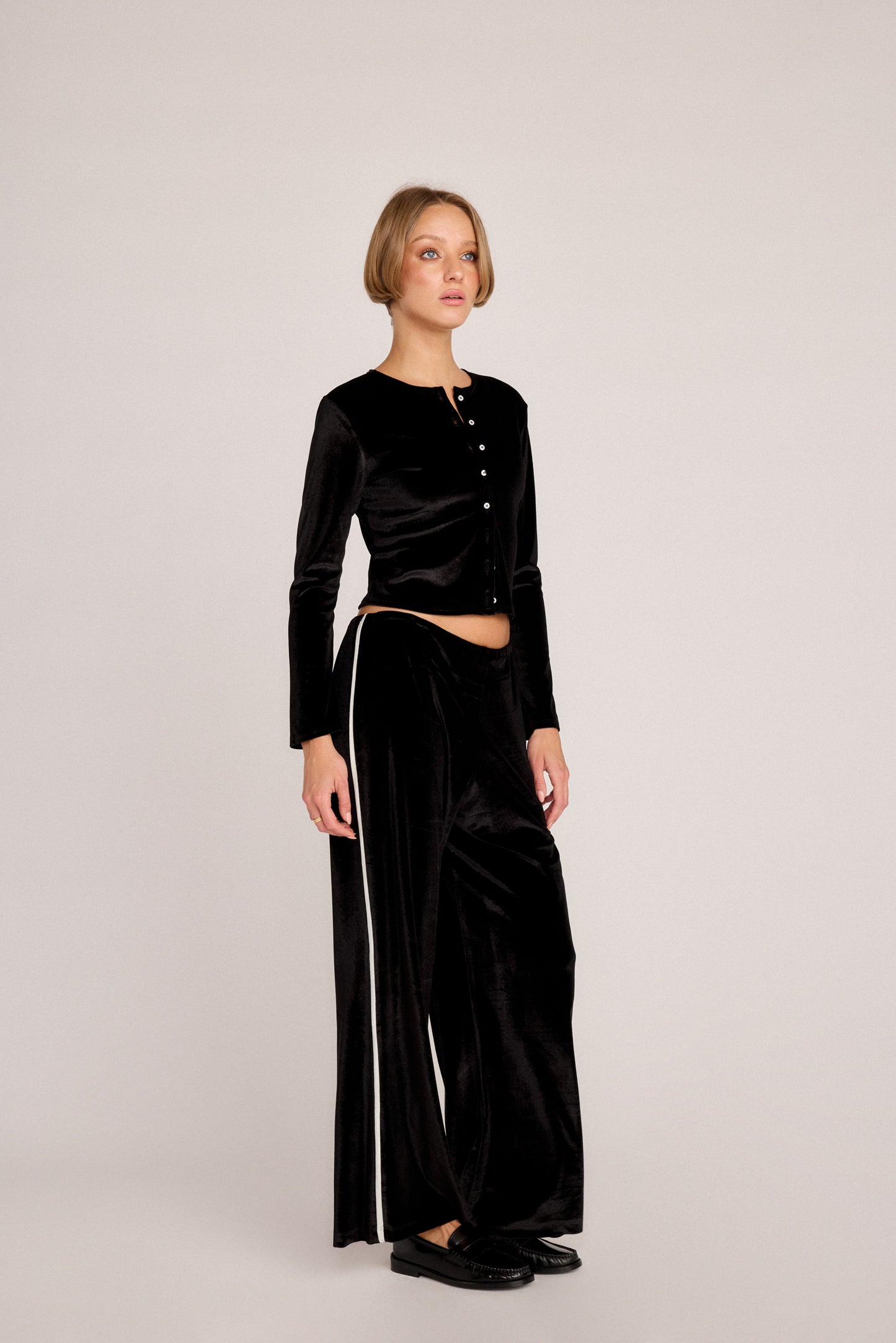Juliette Cardigan - Black Velvet