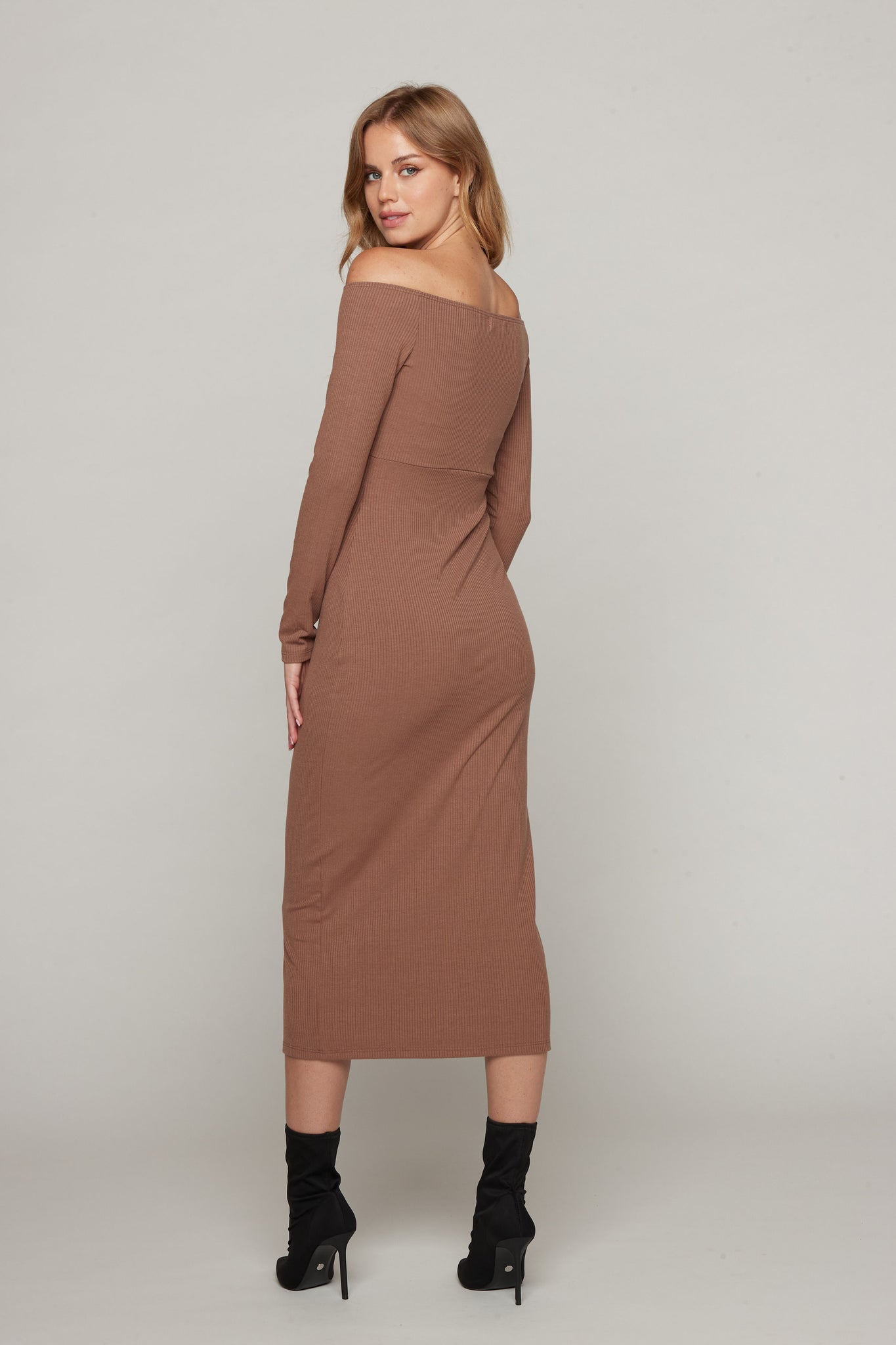 Desiree Off Shoulder Rib Dress - Mocha